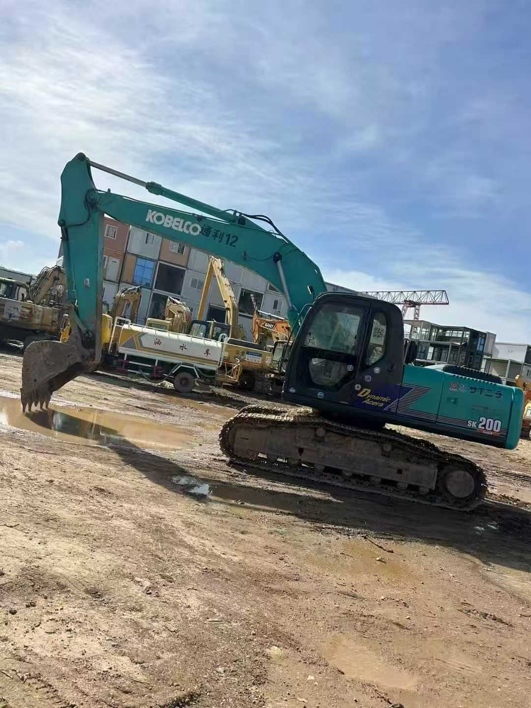 Used Kobelco SK200-6E Excavator 2016 Model / 2