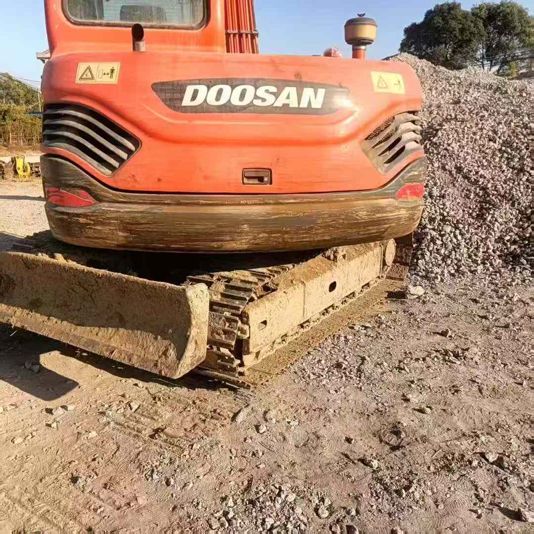 Used Doosan DX75 Excavator 2017 Model / 4