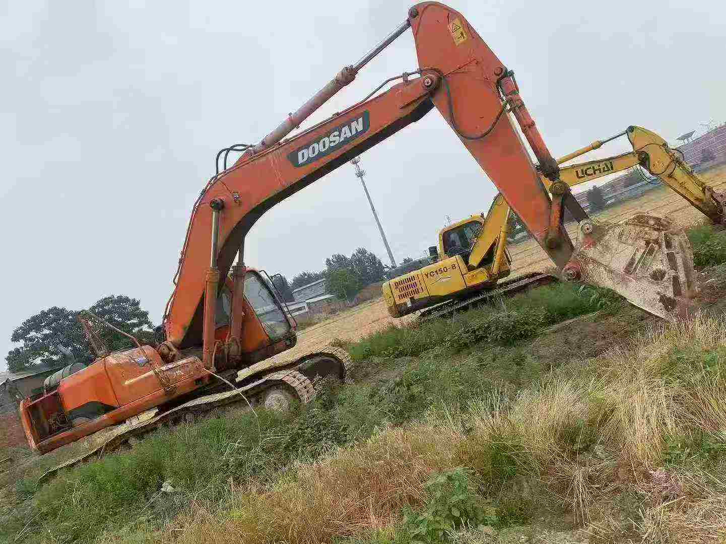 Used Doosan DL300 Excavator 2016 Model / 4