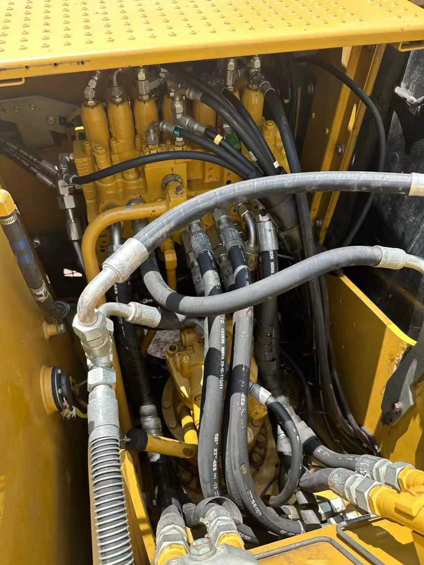 Used Caterpillar CT20 Excavator 2020 Model / 7