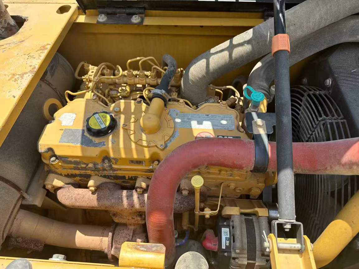 Used Caterpillar CT20 Excavator 2020 Model / 8