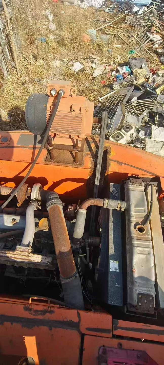 Used Doosan DH220 Excavator 2016 Model / 2