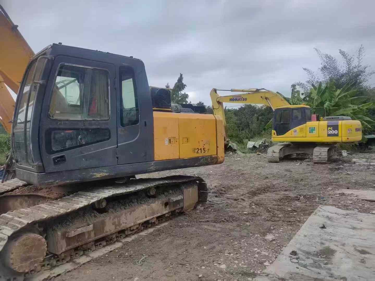 Used Hyundai R215VSN Excavator 2016 Model