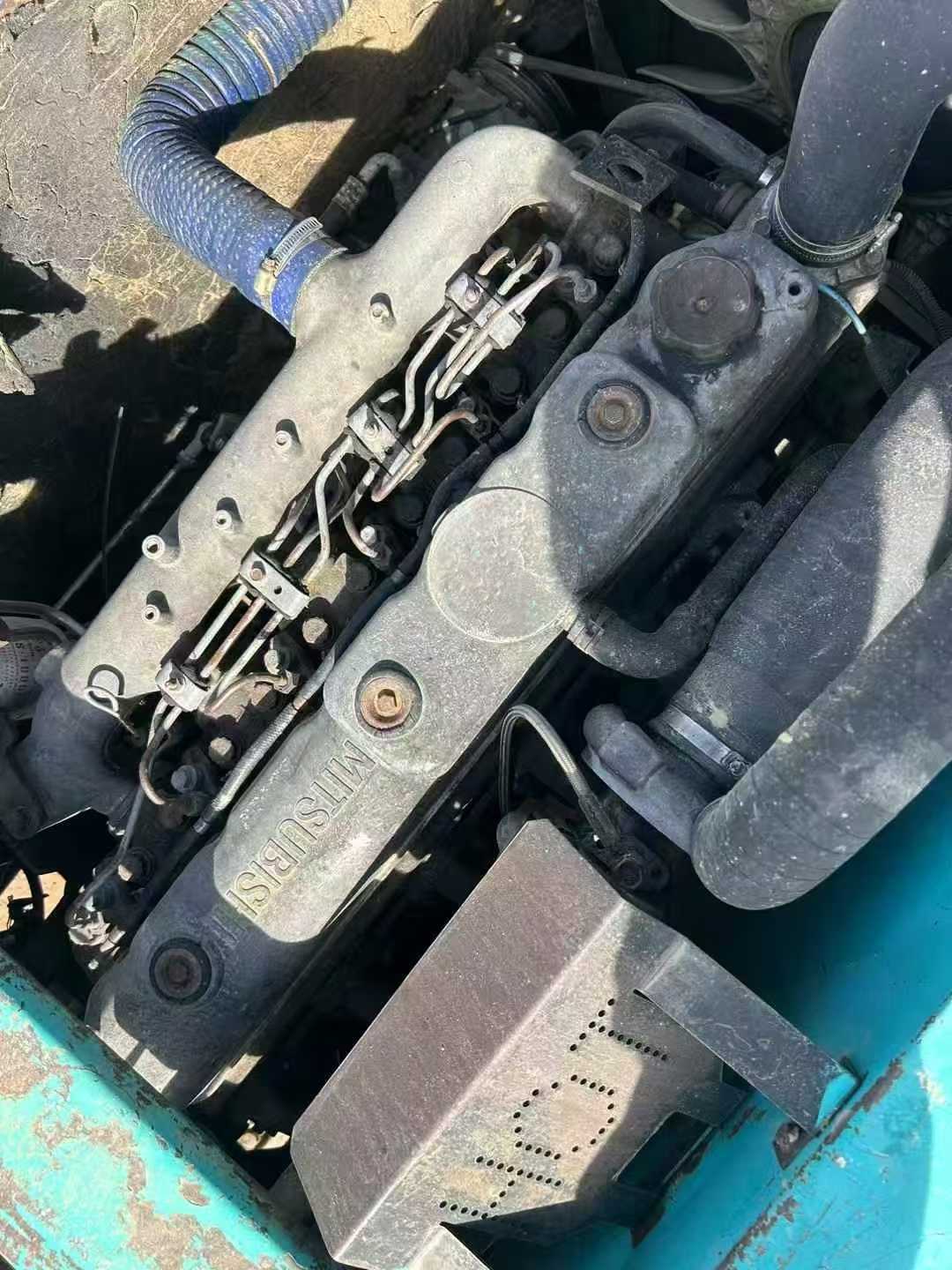 Used Kobelco SK200-6E Excavator 2016 Model / 9