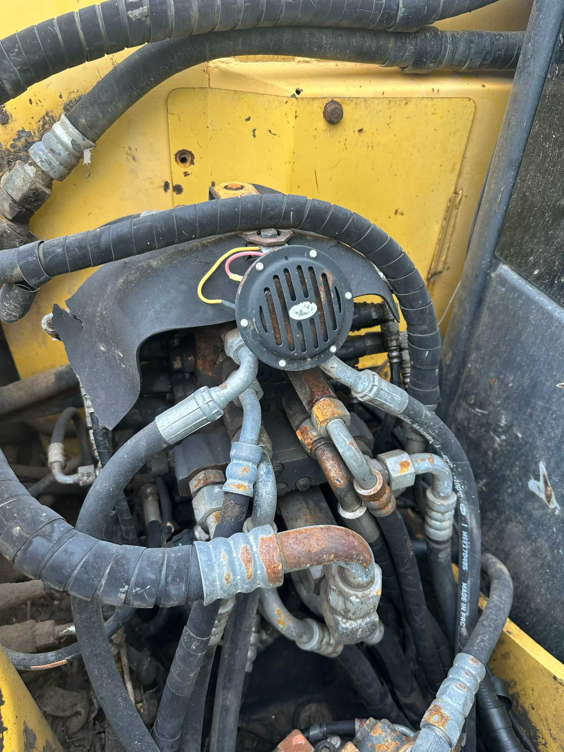 Used Komatsu PC70 Excavator 2012 Model / 6