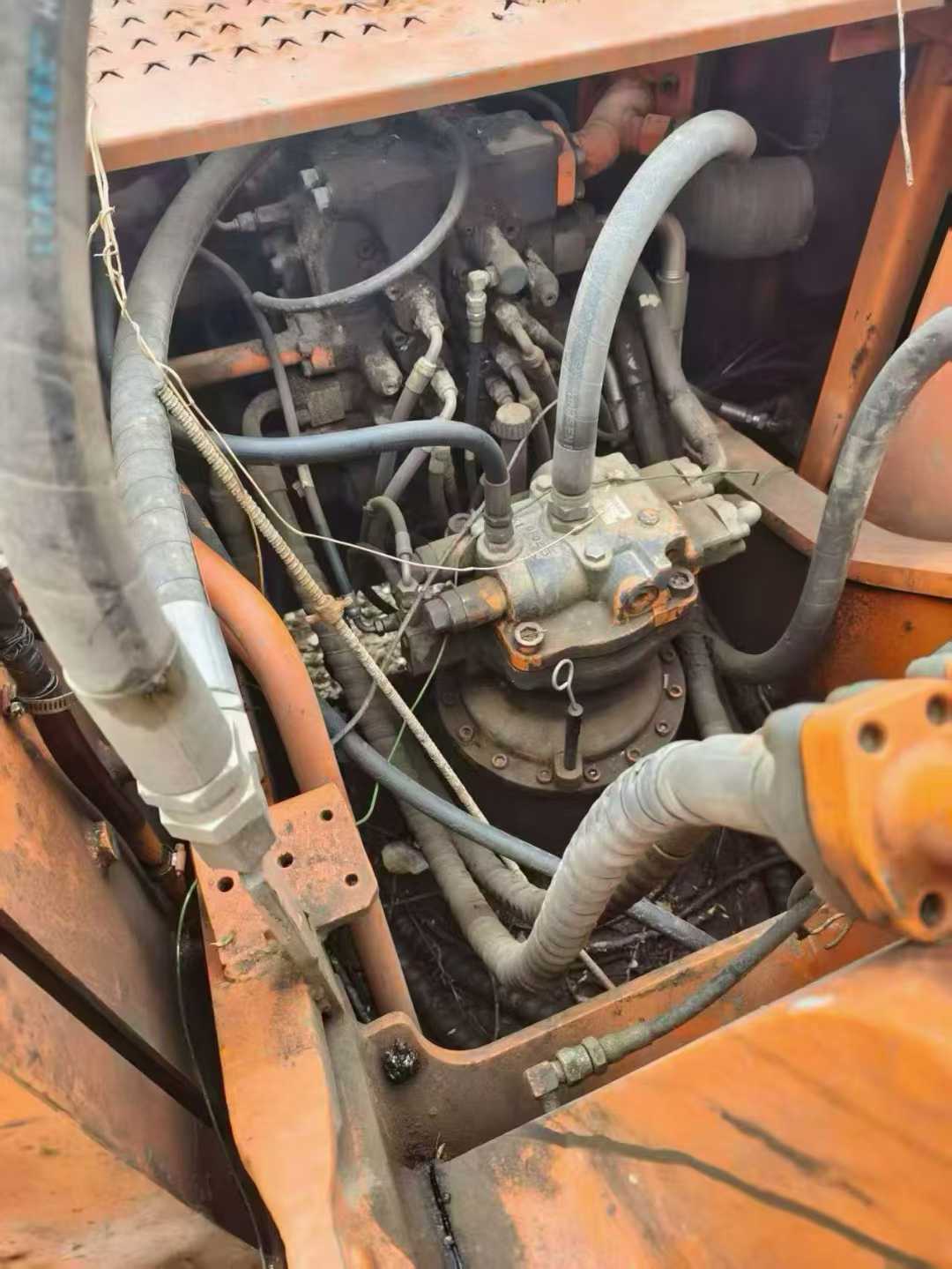 Used Doosan S225 Excavator 2016 Model / 3