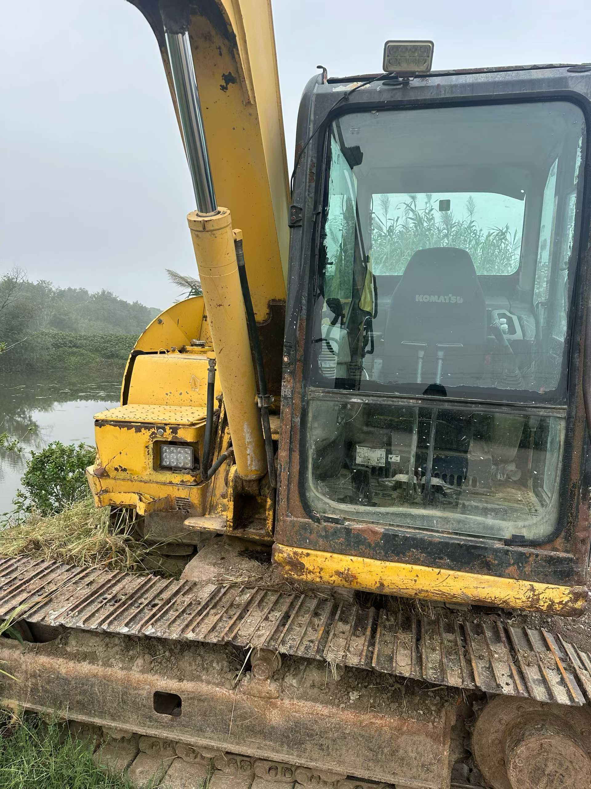 Used Komatsu PC70 Excavator 2012 Model / 5