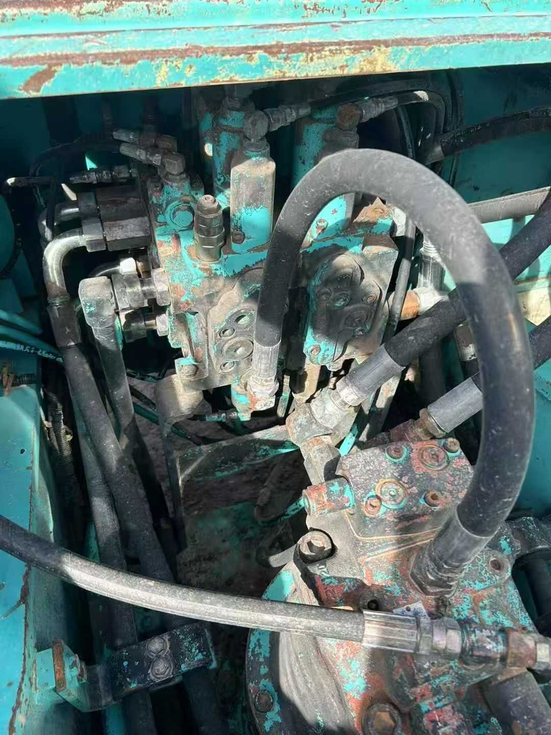 Used Kobelco SK200-6E Excavator 2016 Model / 7