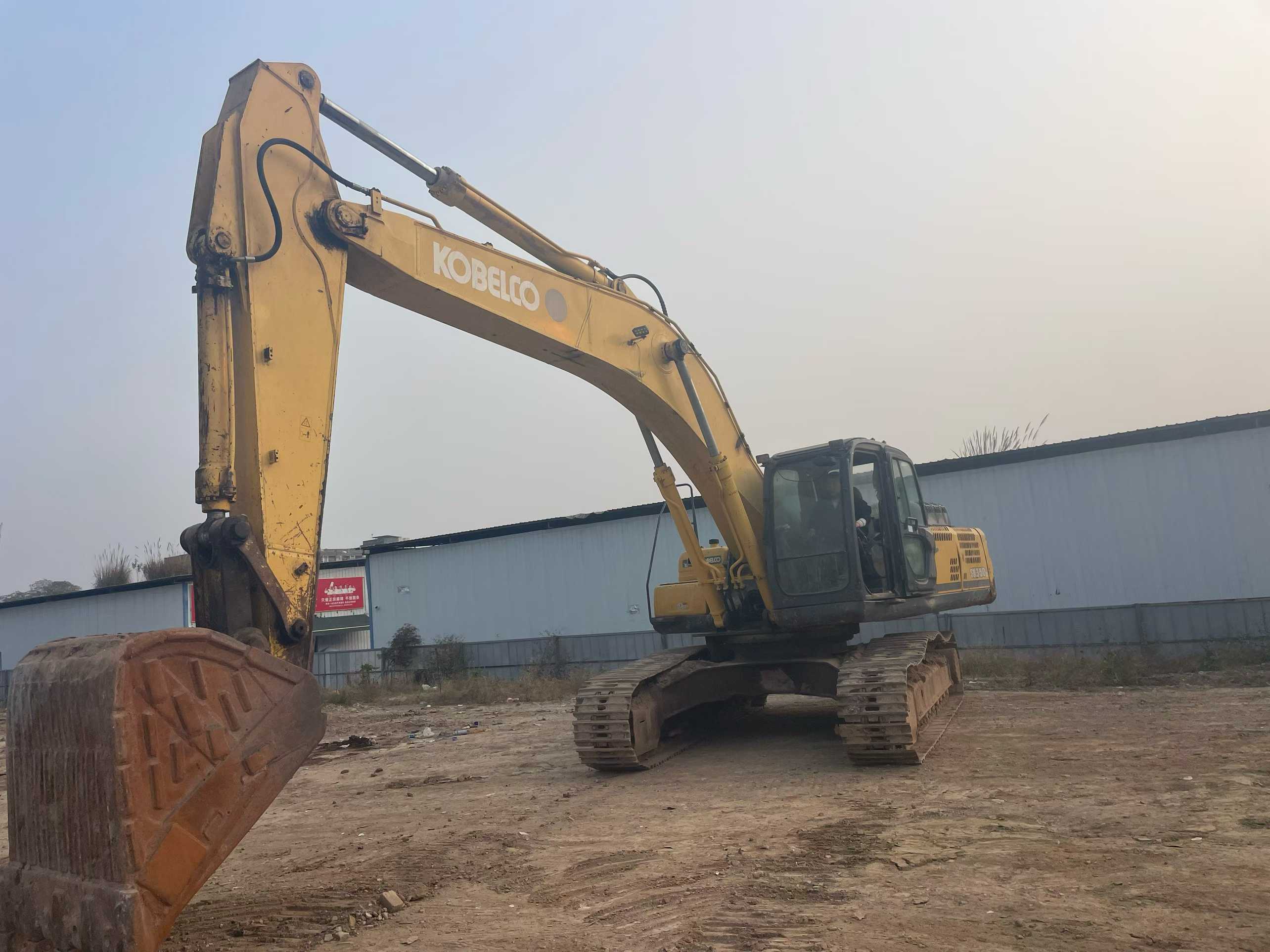 Used Kobelco SK350LC SuperX Excavator 2014 Model