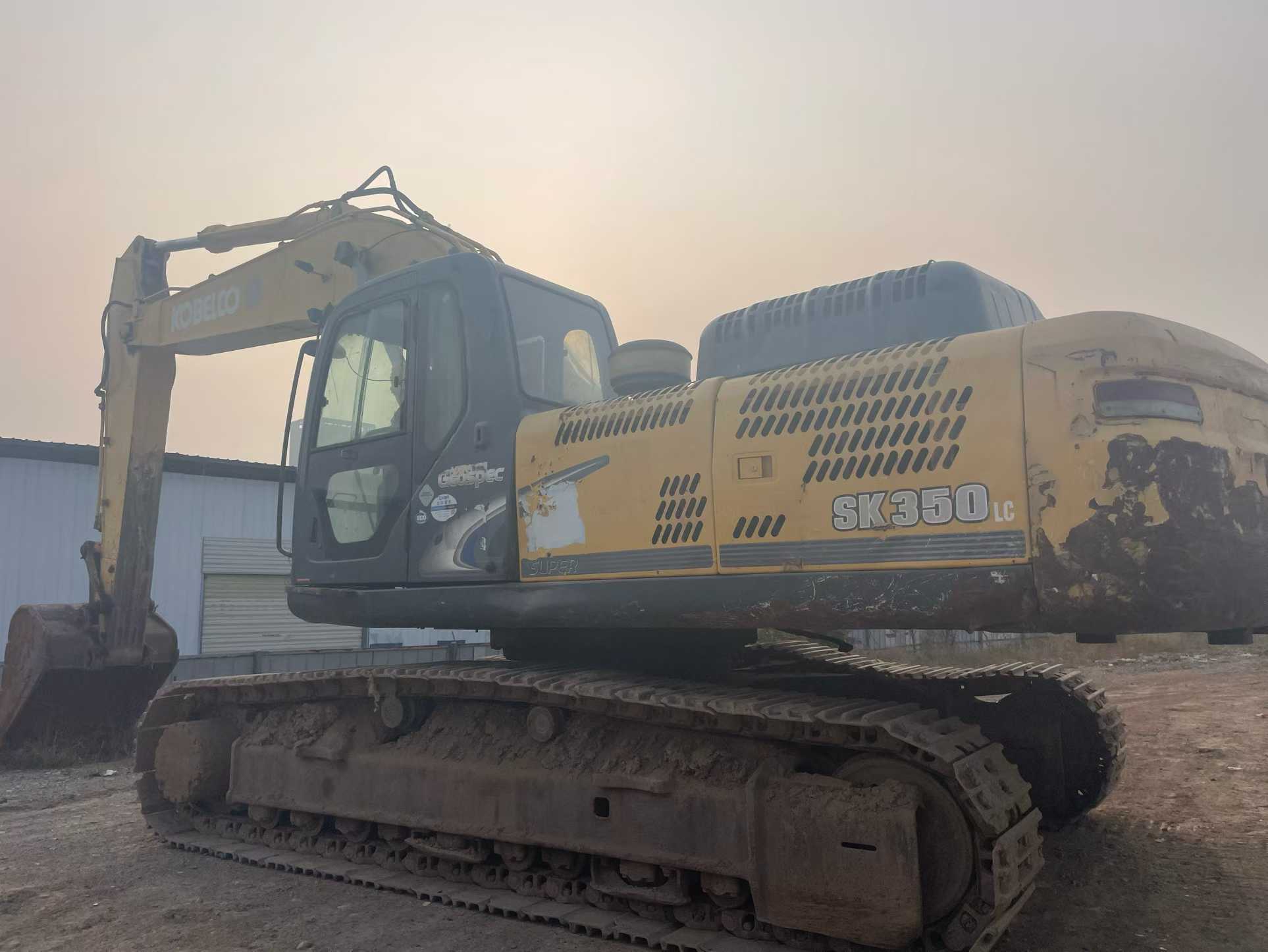 Used Kobelco SK350LC SuperX Excavator 2014 Model / 9