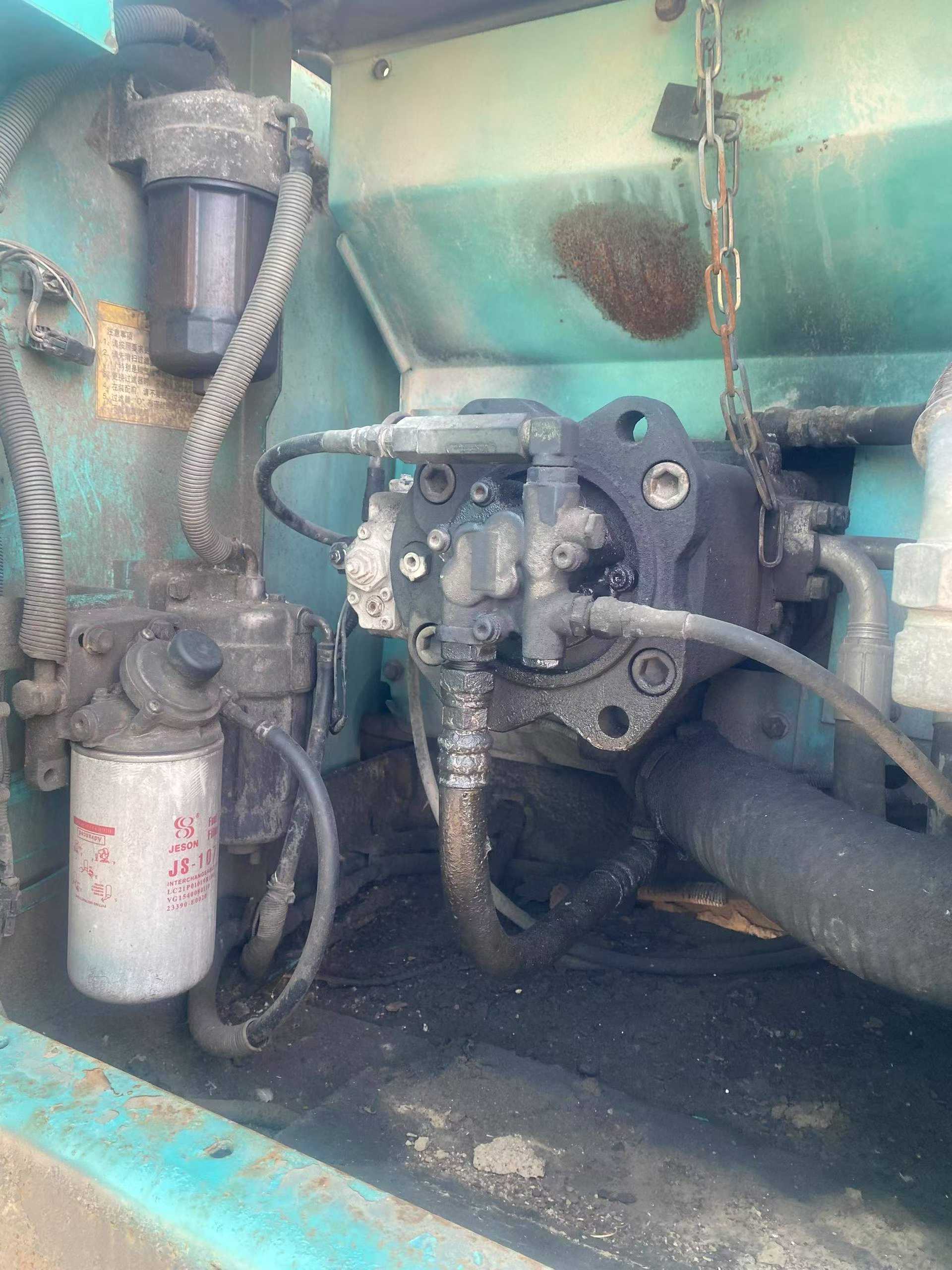 Used Kobelco SK210 Excavator 2016 Model / 2