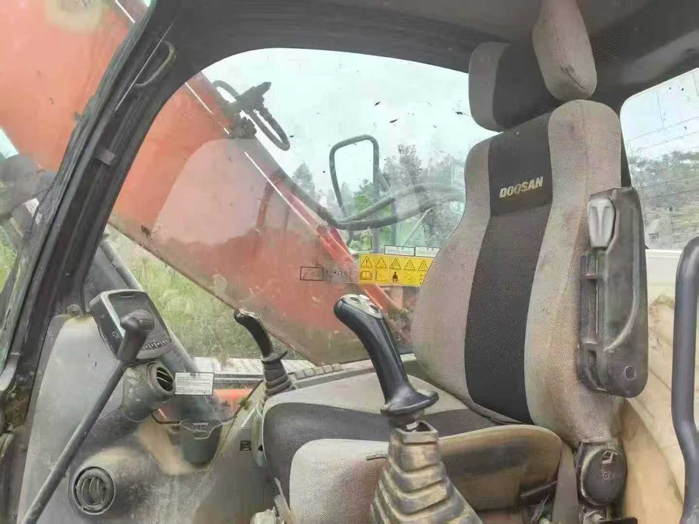 Used Doosan DX120 Excavator 2017 Model / 4