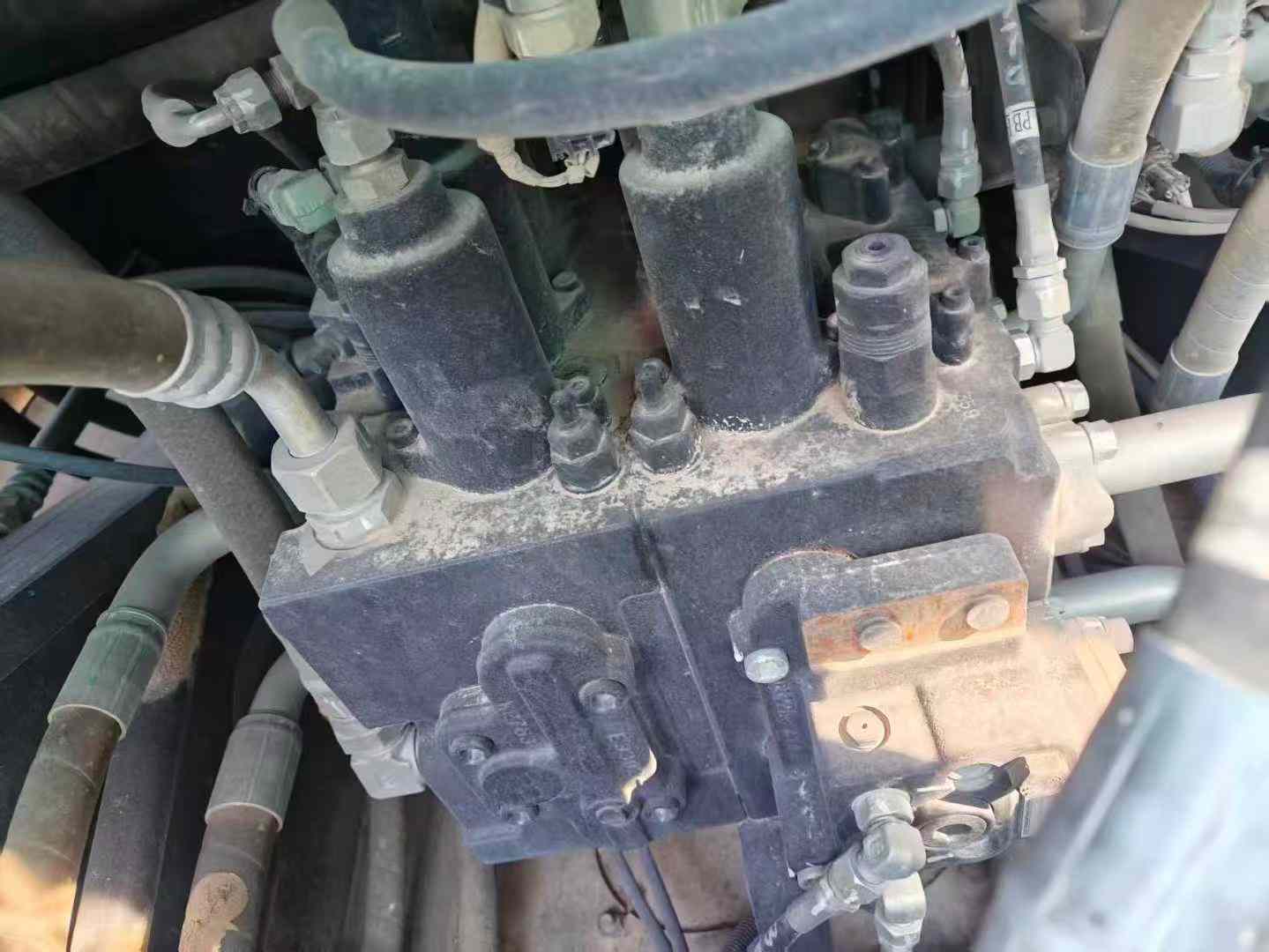 Used Kobelco SK210 Excavator 2023 Model / 4