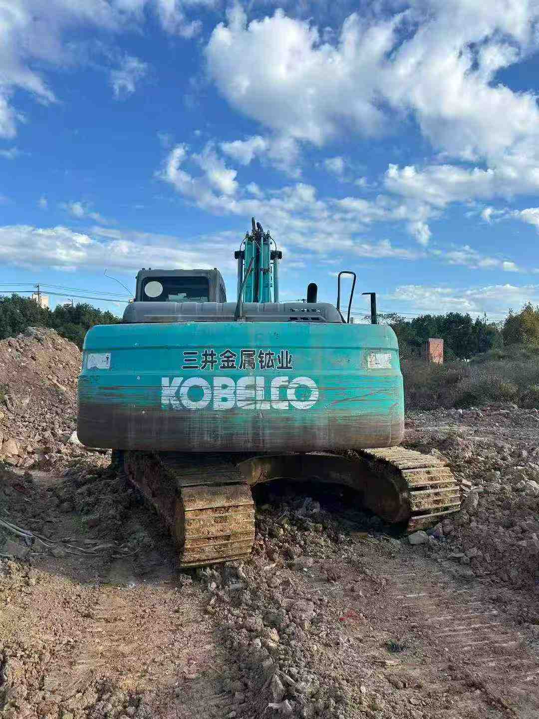 Used Kobelco SK200 Excavator 2016 Model / 2