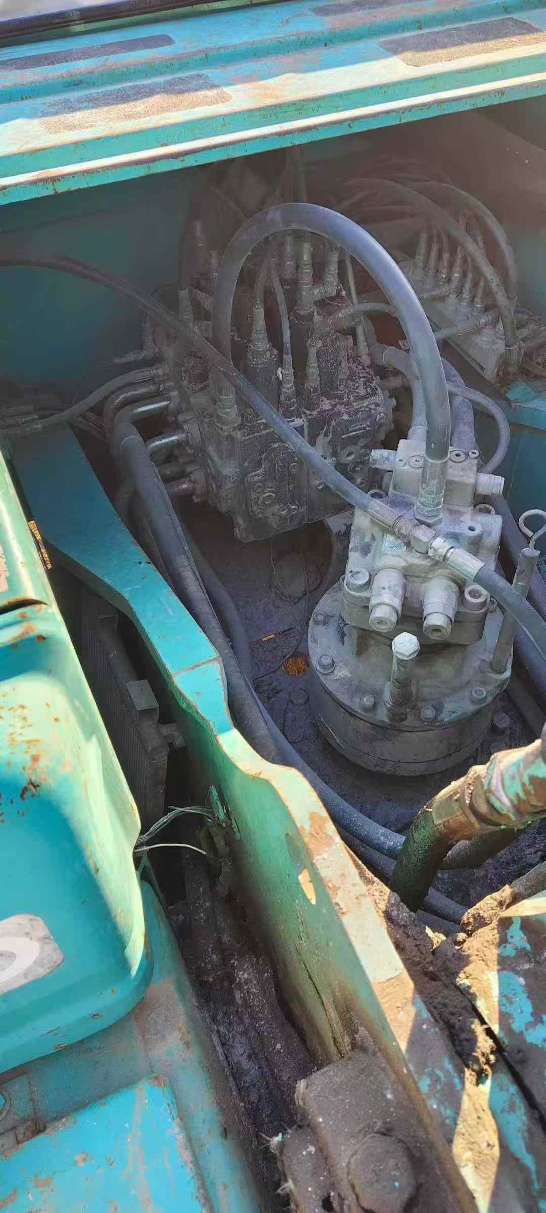 Used Kobelco SK200 Excavator 2016 Model / 8