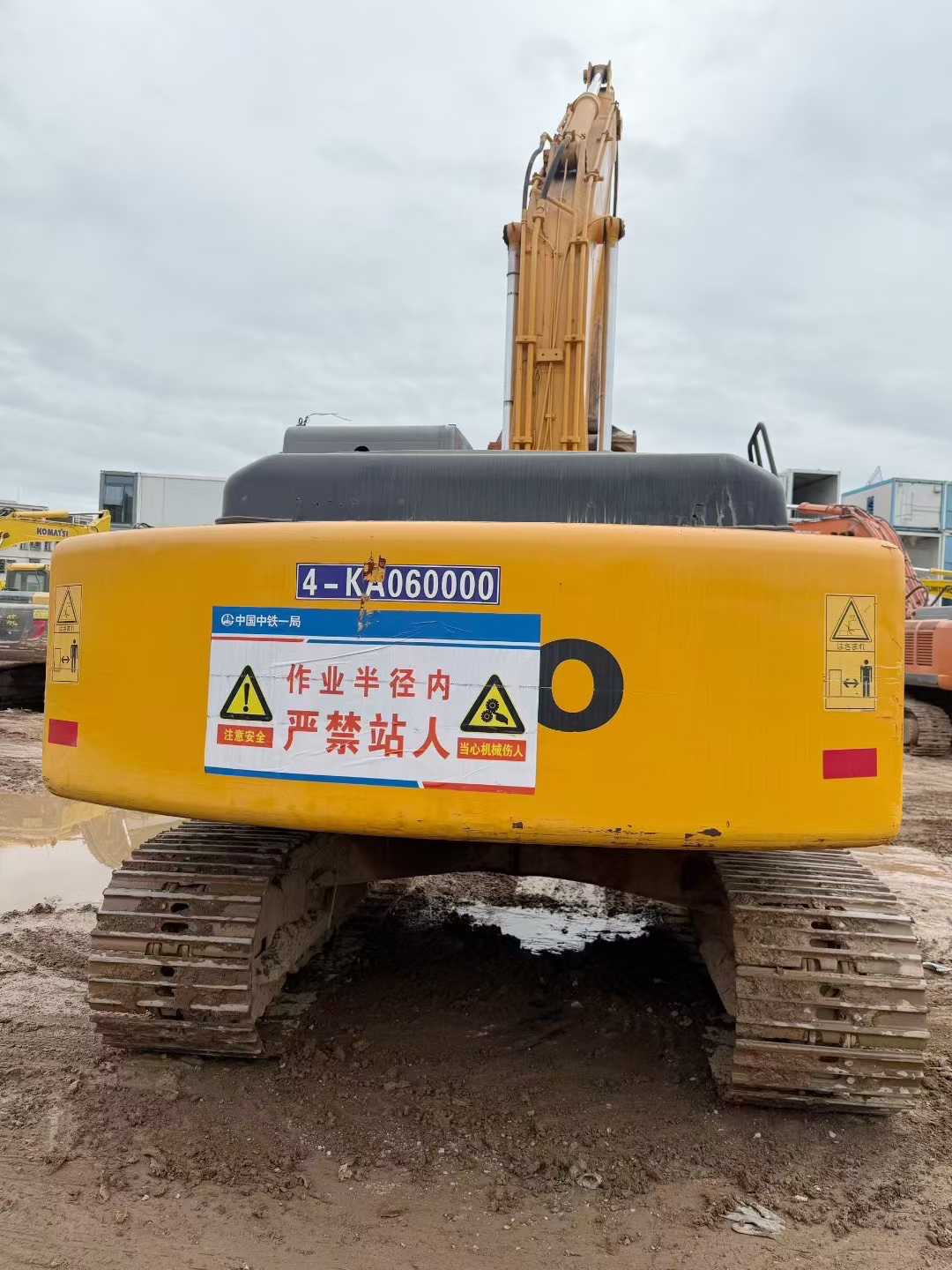 Used Kato HD820 Excavator 2016 Model / 4