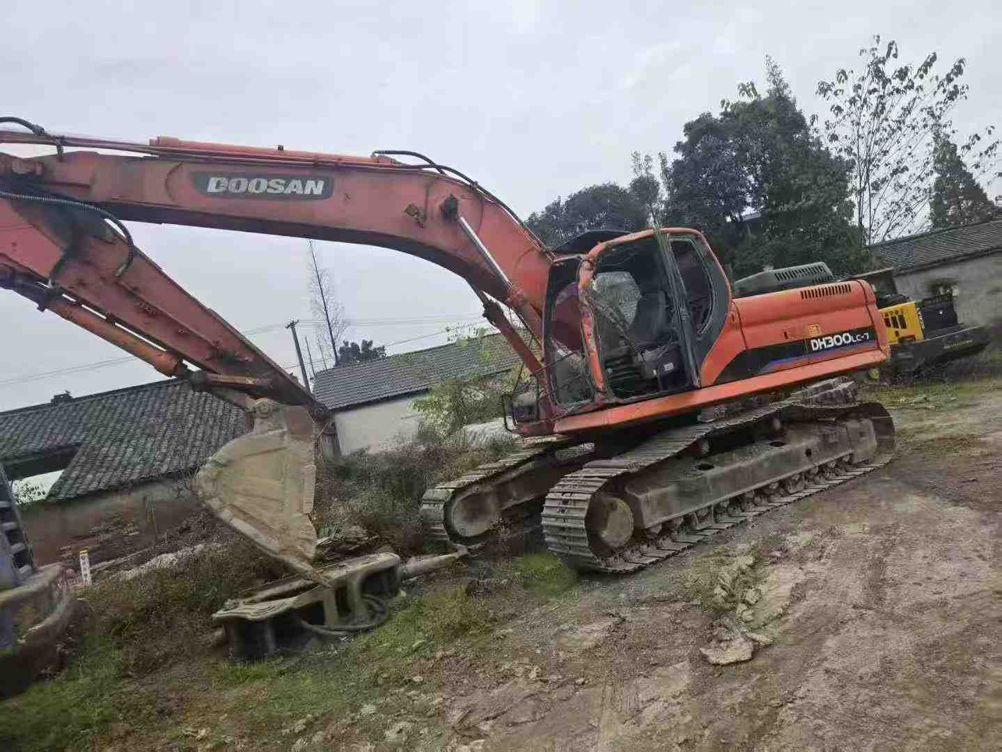 Used Doosan S225 Excavator 2016 Model / 7