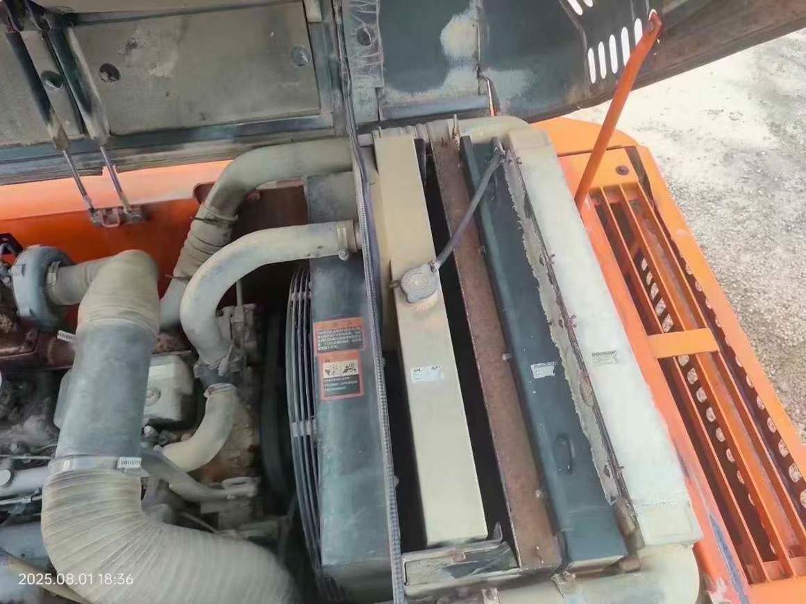 Used Doosan DX15 Excavator 2012 Model / 6