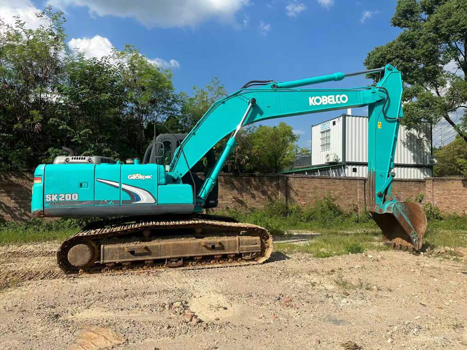 Used Kobelco SK200-YN12 Excavator 2016 Model / 2
