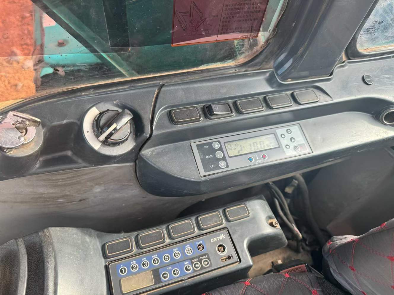 Used Kobelco SK75 Excavator 2013 Model / 8