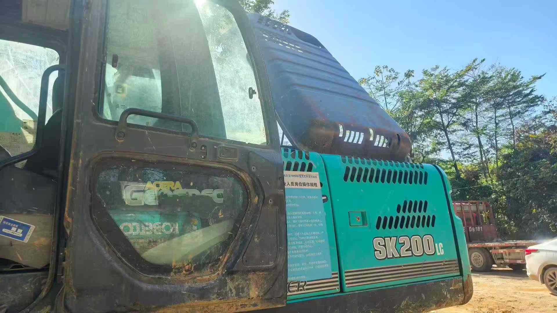 Used Kobelco SK200 Excavator 2016 Model / 4