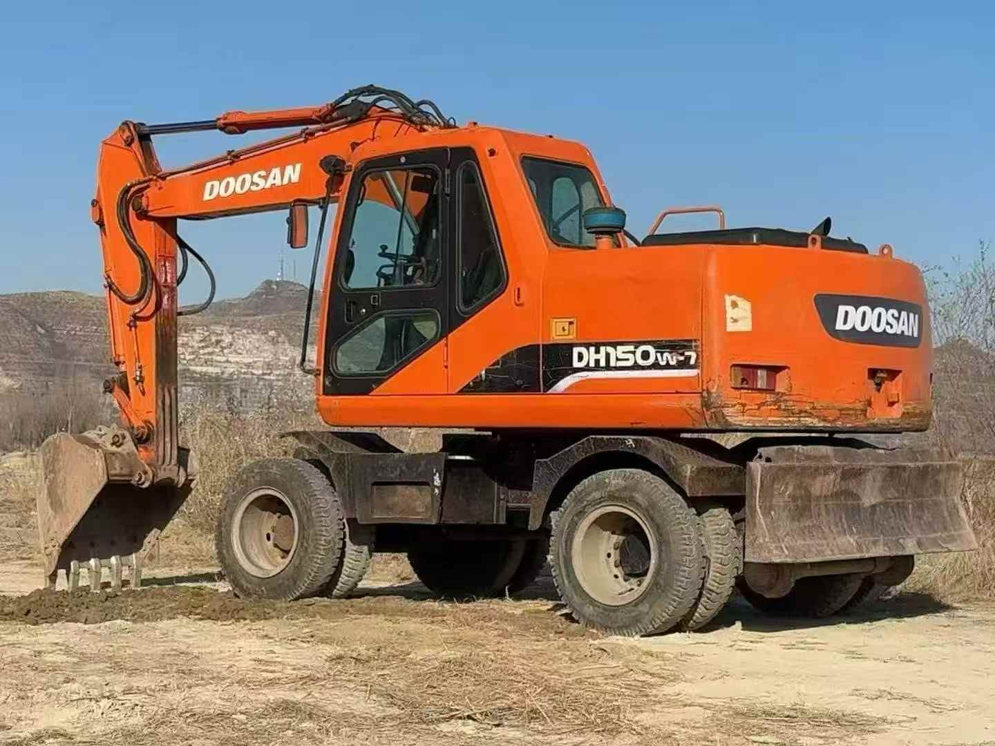 Used Doosan DX15 Excavator 2016 Model