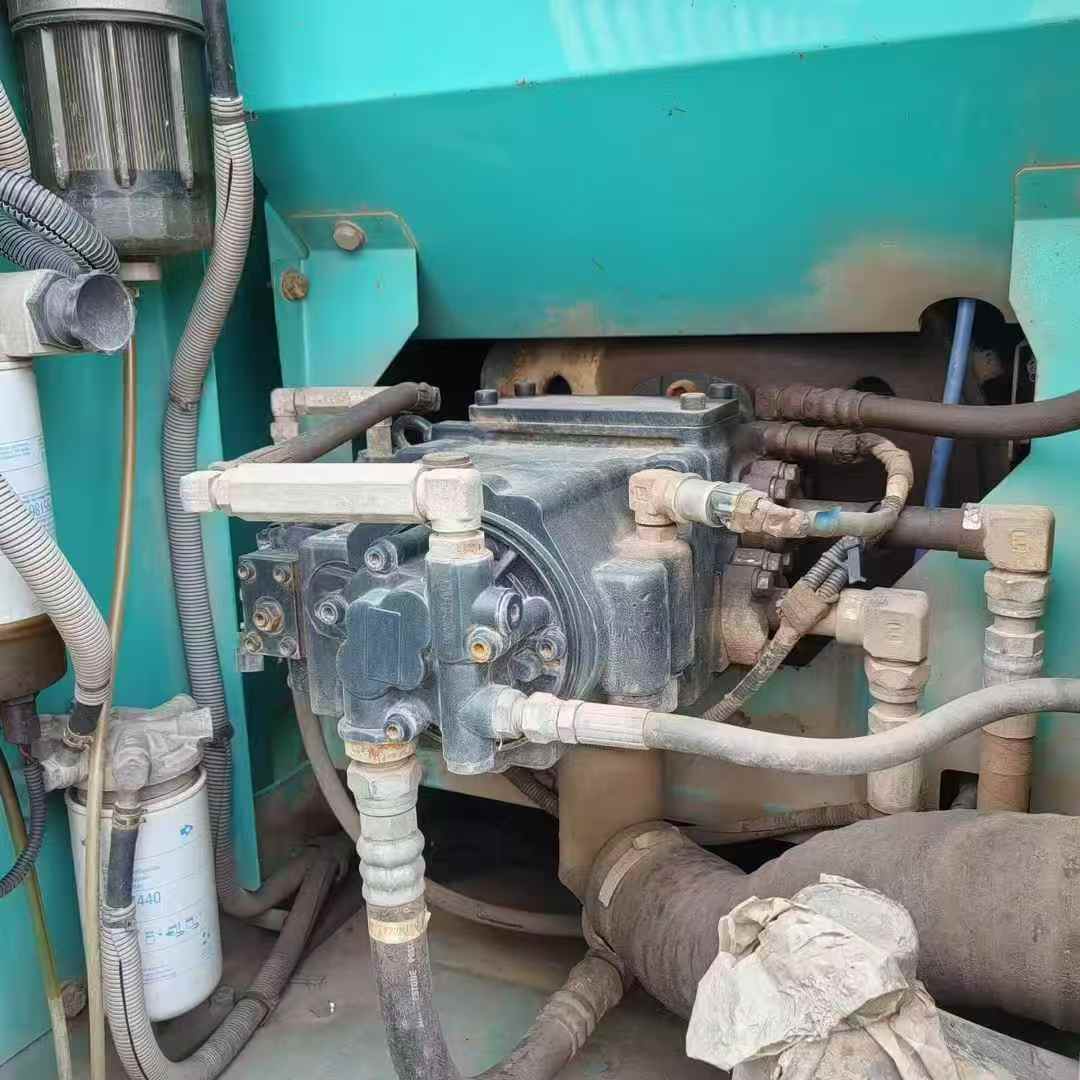 Used Kobelco SK140 Excavator 2016 Model / 4