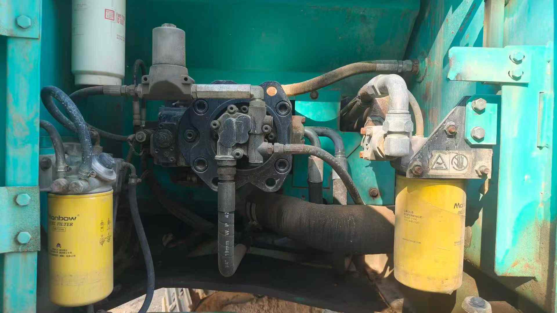 Used Kobelco SK200 Excavator 2016 Model / 6