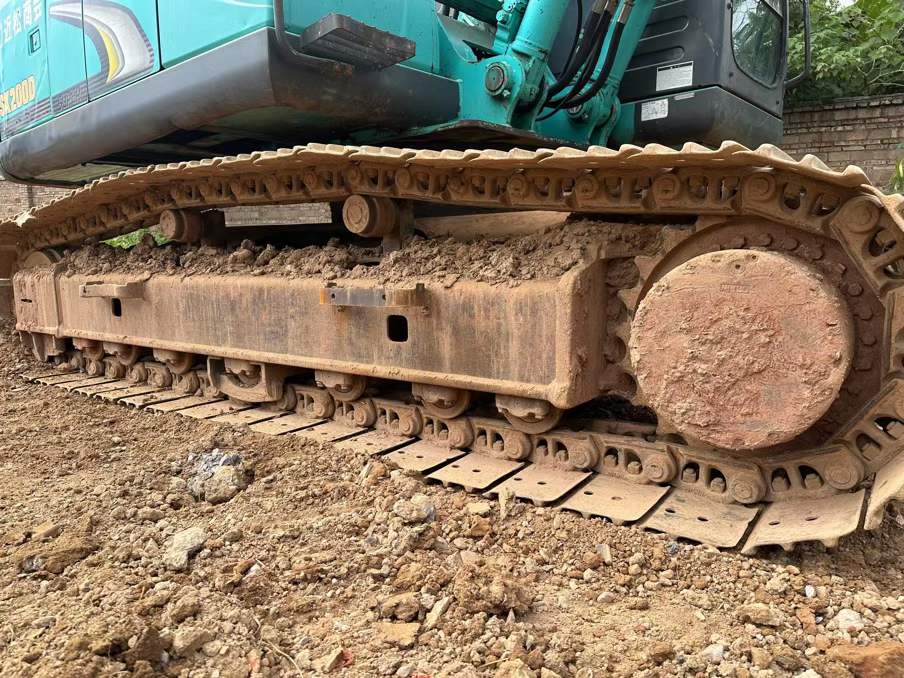 Used Kobelco SK200 Excavator 2016 Model / 9