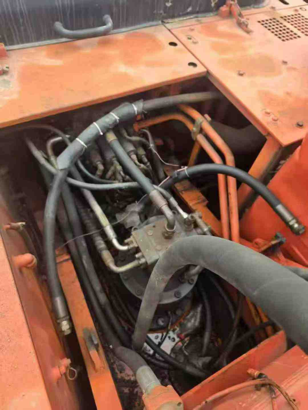 Used Doosan S225 Excavator 2016 Model / 3