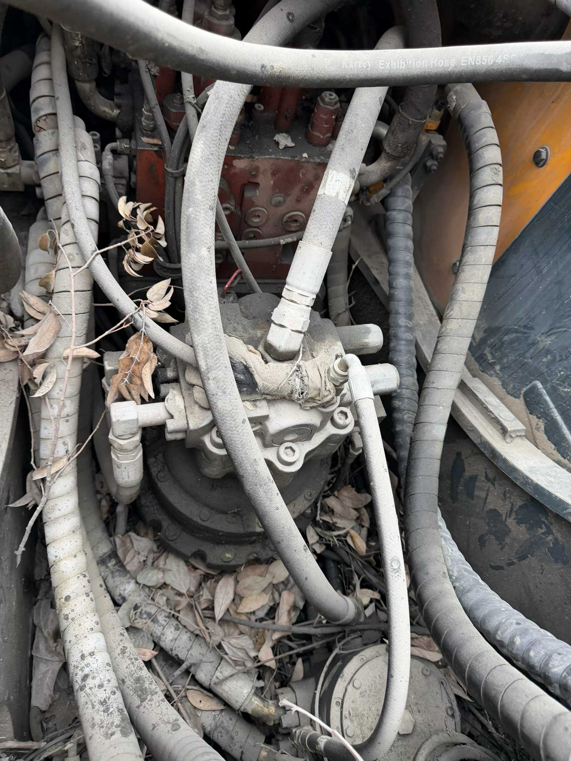 Used Hyundai R210WVS Excavator 2018 Model / 7