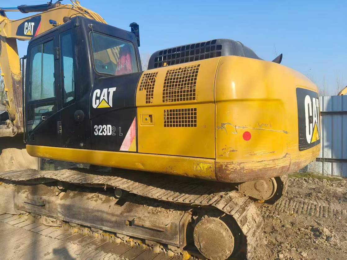 Used Caterpillar 323D2L Excavator 2017 Model