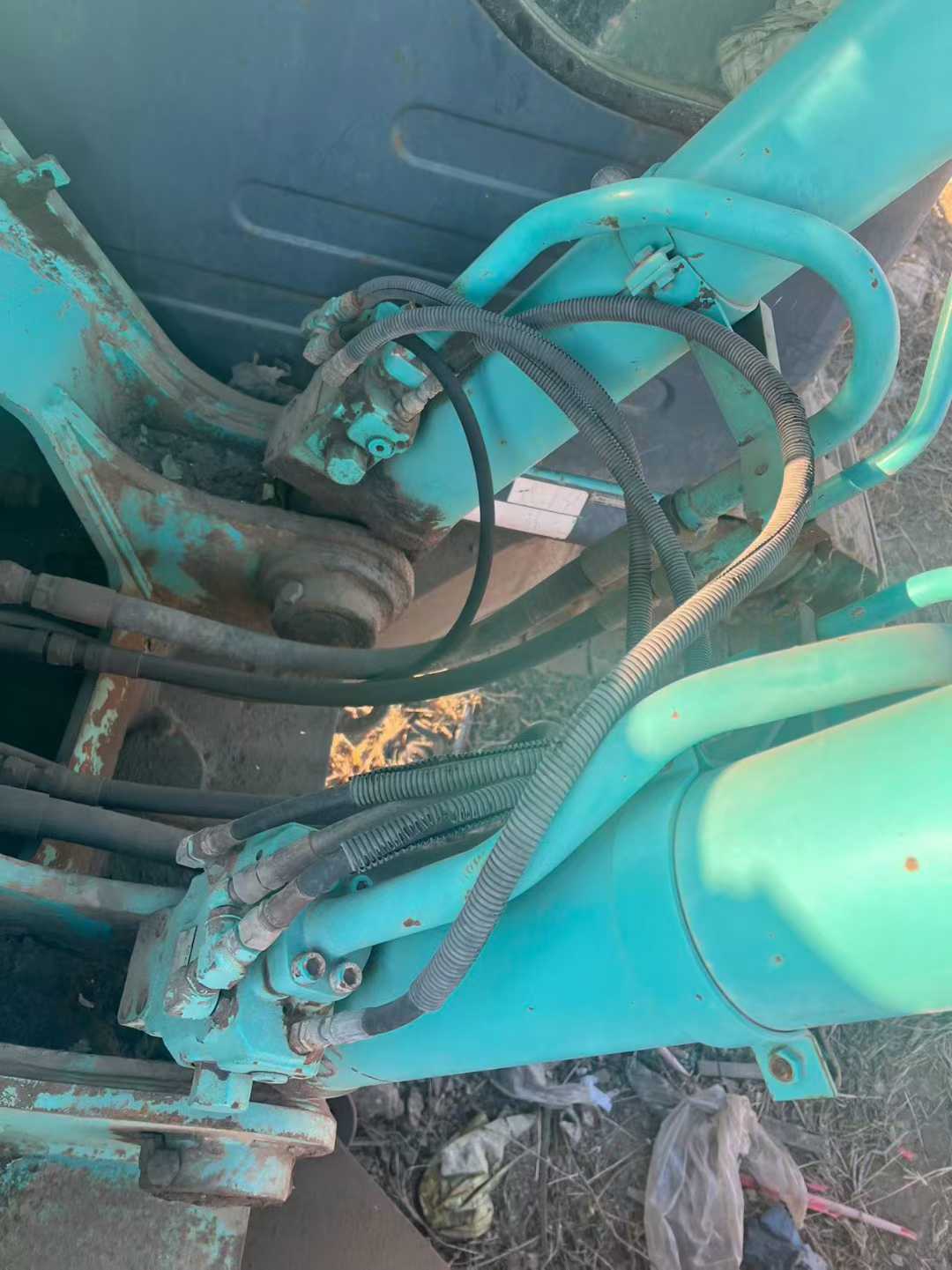 Used Kobelco SK200-11 Excavator 2016 Model / 4