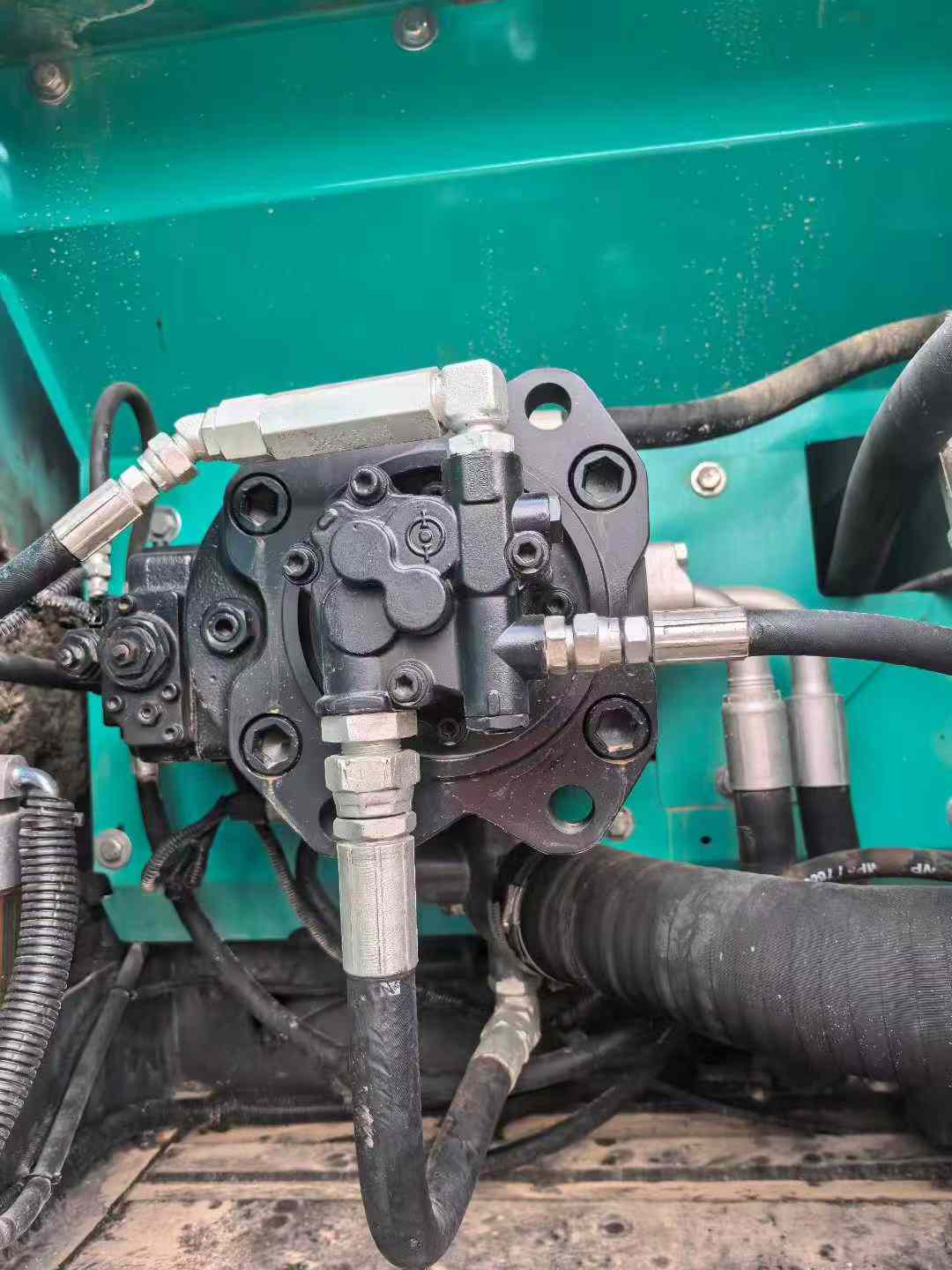 Used Kobelco SK200 Excavator 2016 Model