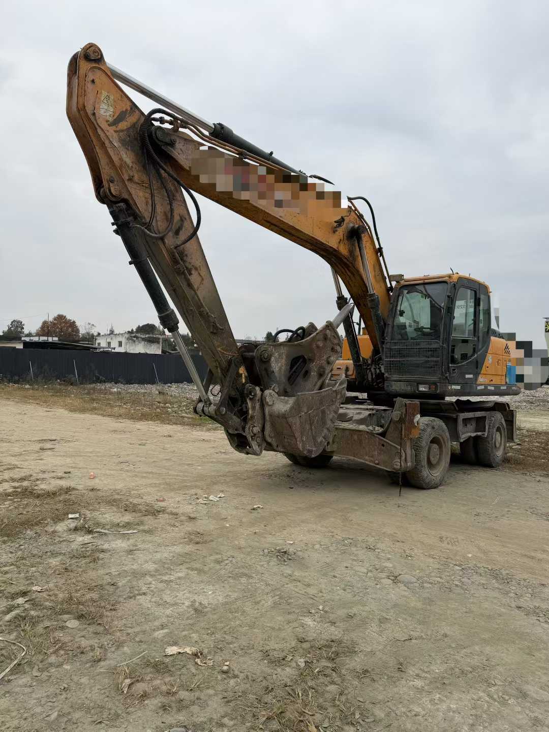 Used Hyundai R210WVS Excavator 2018 Model / 4