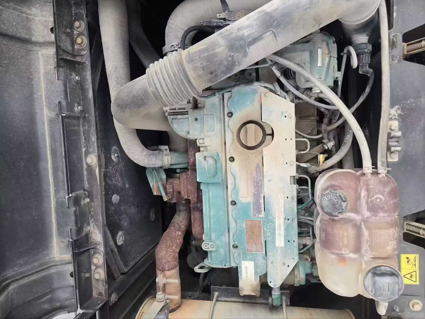 Used Volvo EC200 Excavator 2021 Model / 8