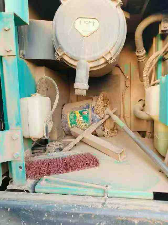 Used Kobelco SK200 Excavator 2012 Model / 4