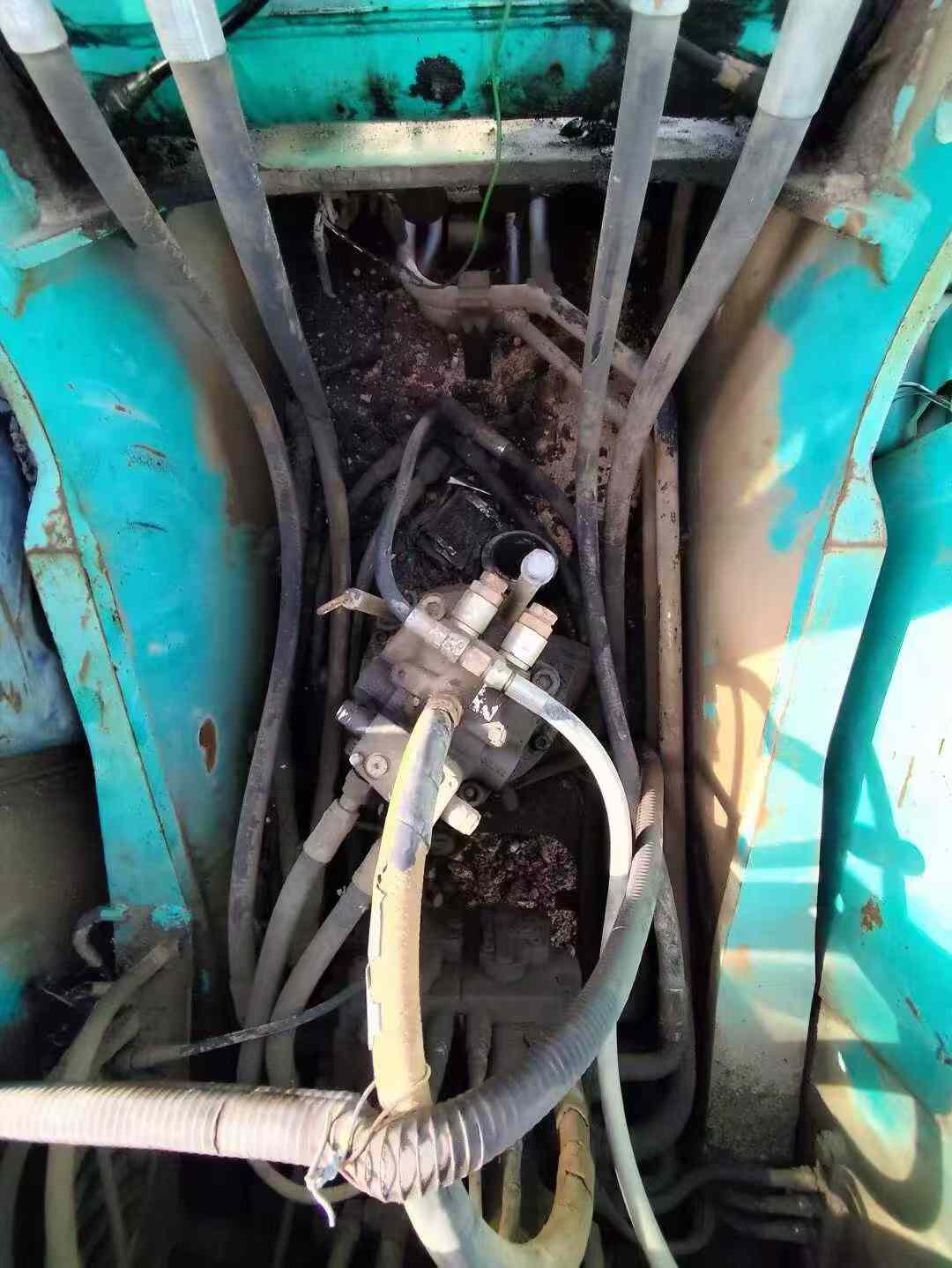 Used Kobelco SK210 Excavator 2016 Model / 2