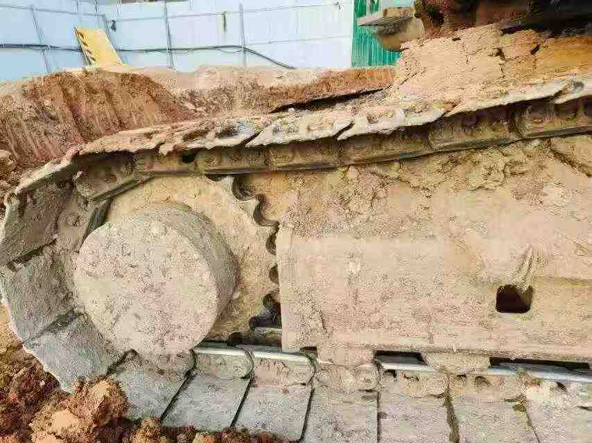 Used Kobelco SK200 Excavator 2012 Model / 6