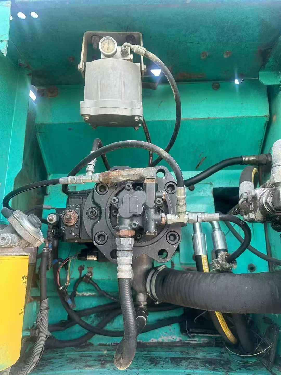 Used Kobelco SK200-8 Excavator 2016 Model / 2