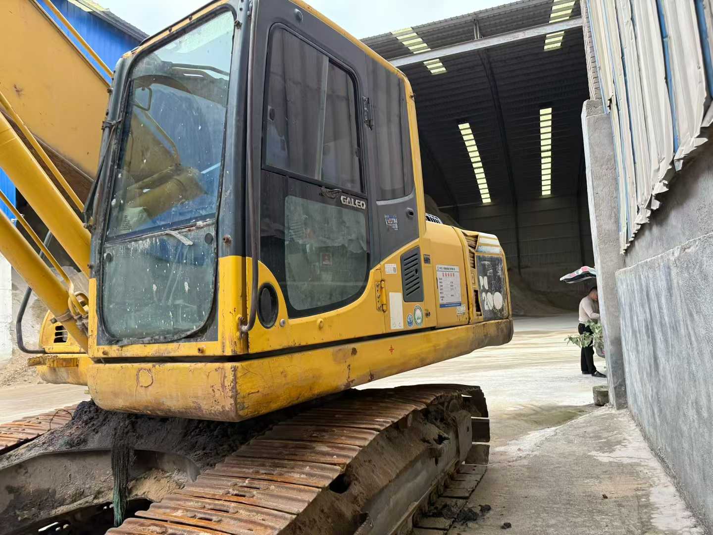 Used Komatsu PC200-8N1 Excavator 2016 Model / 8