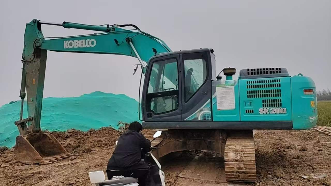 Used Kobelco SK200-10 Excavator 2018 Model / 2