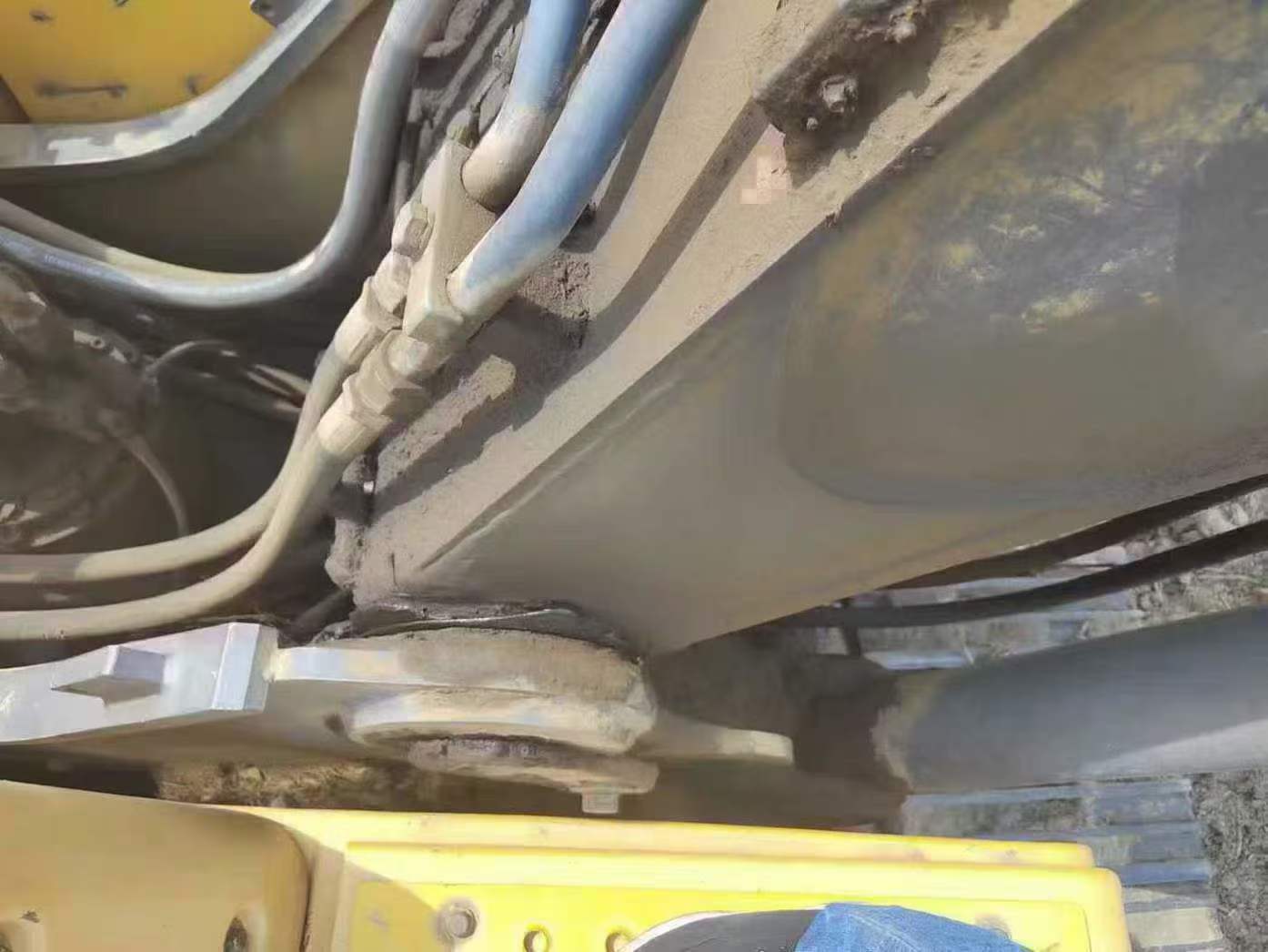 Used Volvo EW210C Excavator 2012 Model