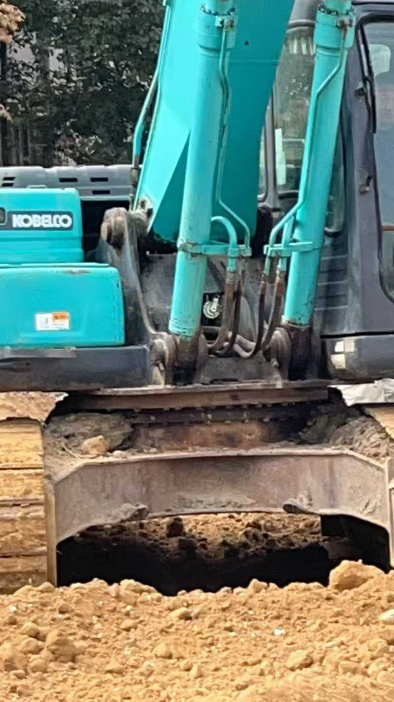 Used Kobelco SK2008 Excavator 2012 Model / 9