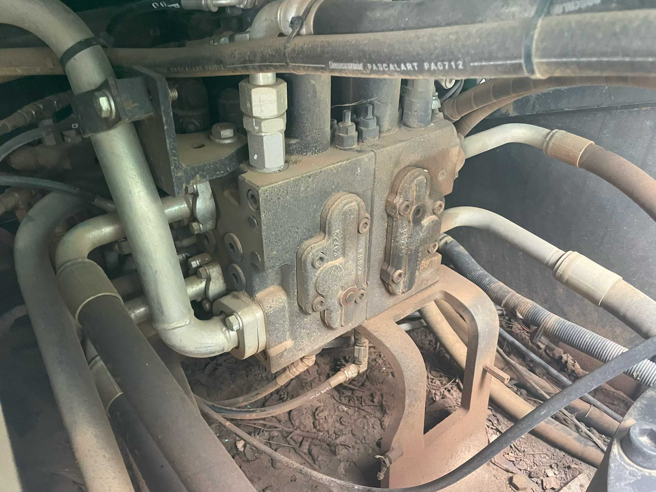 Used Kobelco SK380D Excavator 2019 Model / 3