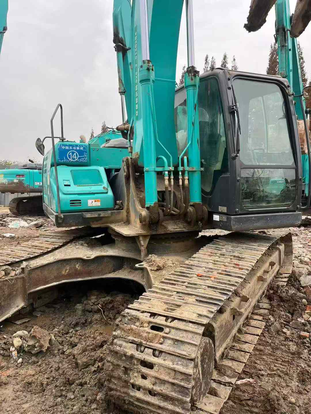 Used Kobelco SK210 Excavator 2019 Model / 3