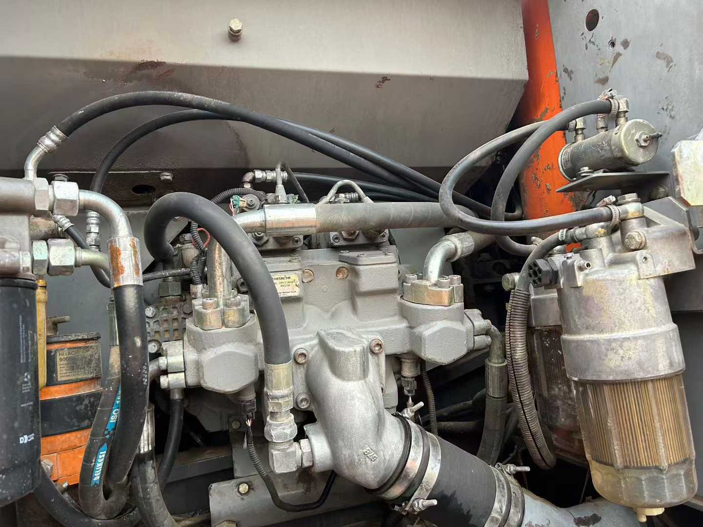 Used Hitachi ZX210K Excavator 2016 Model / 4