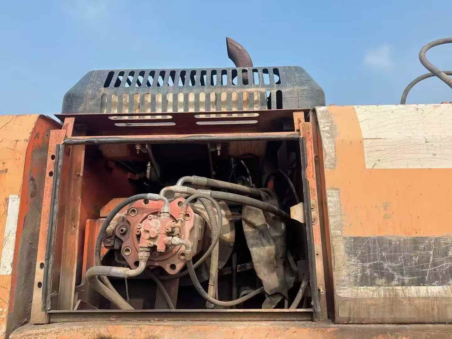 Used Doosan DL420 Excavator 2016 Model / 6