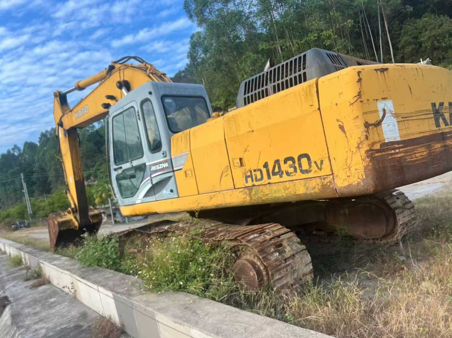 Used Kato HD1430V Excavator 2016 Model