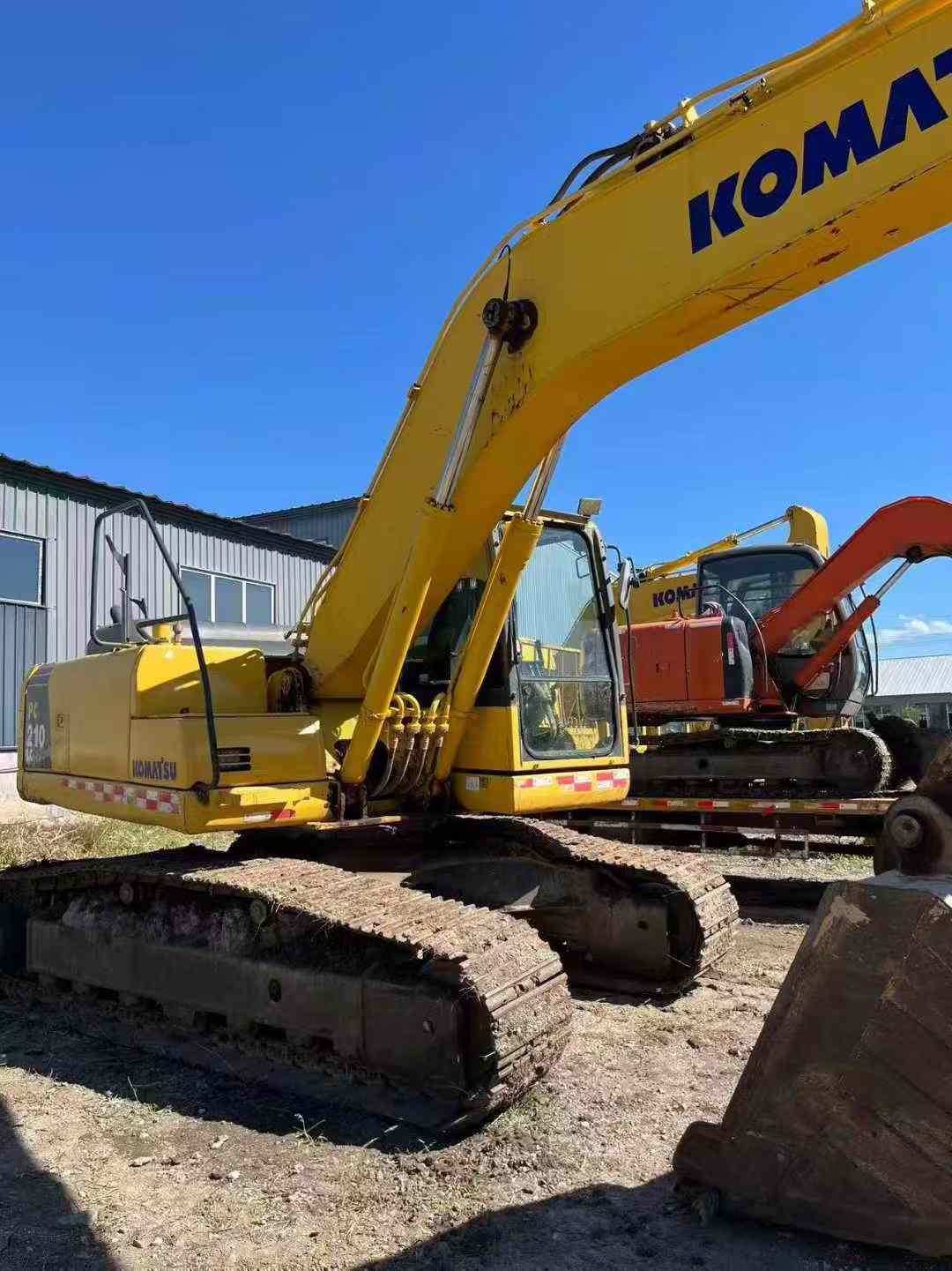 Used Komatsu PC200 Excavator 2015 Model